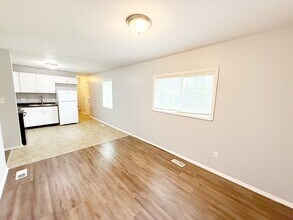 5921 Wixson Ct in Indianapolis, IN - Building Photo - Building Photo