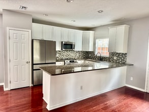 749 Altaloma Ave in Orlando, FL - Foto de edificio - Building Photo