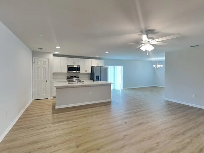property at 1237 Vandalia Ave SE