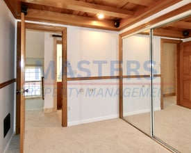 577 Dover Pl in Toledo, OH - Building Photo - Building Photo