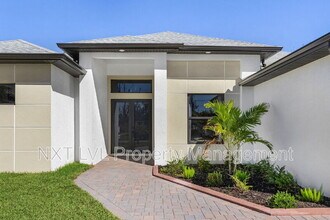 1925 SW 3rd Terrace in Cape Coral, FL - Building Photo - Building Photo