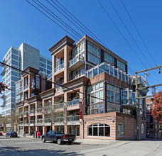 W Six in Vancouver, BC - Building Photo - Building Photo