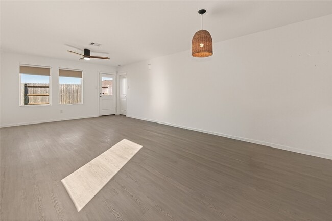 property at 6915 Lilac Vine Ln