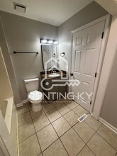 226 Ridgewood Dr in Nicholasville, KY - Building Photo - Building Photo