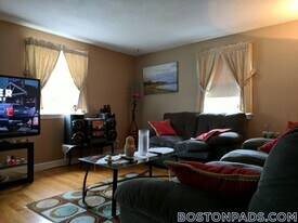 92 Sylvia St in Arlington, MA - Building Photo