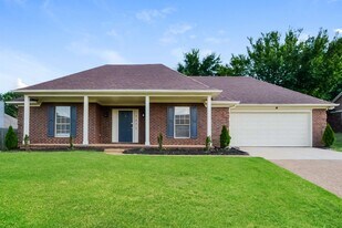 7473 Beauregard Cove in Memphis, TN - Building Photo