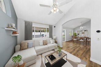 6404 Glidden St in San Diego, CA - Building Photo - Building Photo