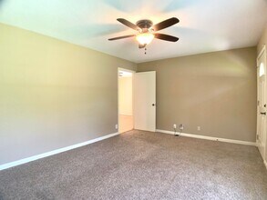 339 Lake Ct Dr in Clarksville, TN - Building Photo - Building Photo
