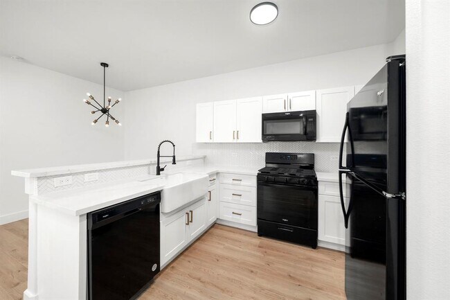 7205 Tippett St-Unit -A in Houston, TX - Building Photo - Building Photo