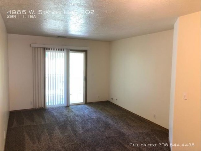 4986 W Station Ln in Boise, ID - Building Photo - Building Photo