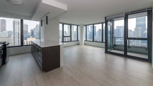 property at 174 W Superior St