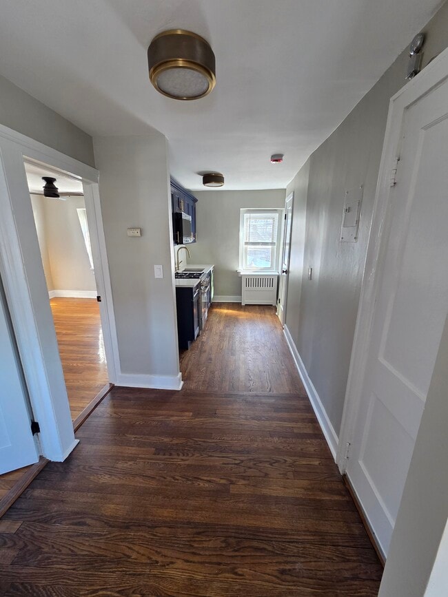 1097 Boston Post Rd, Unit 3 in Rye, NY - Building Photo - Building Photo