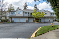 Highlands East in Snohomish, WA - Foto de edificio - Primary Photo