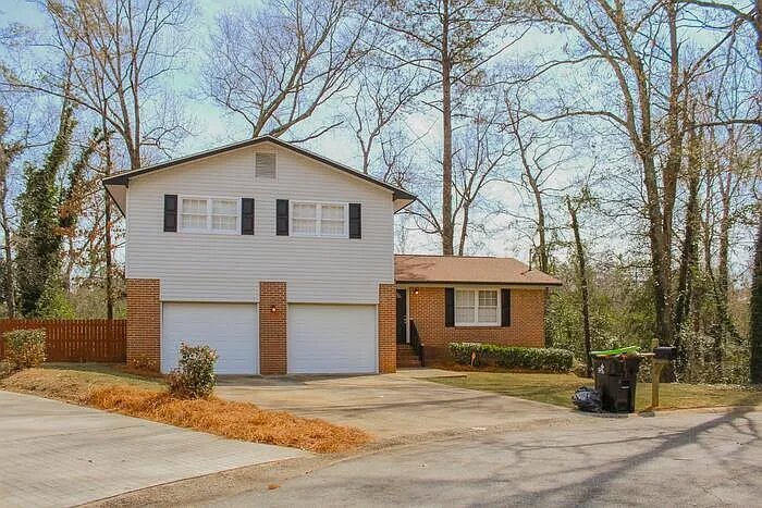 404 Laurie Ln in Warner Robins, GA - Building Photo