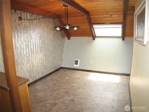 33610 J Pl in Ocean Park, WA - Building Photo - Building Photo