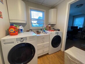 38 Faxon St in Newton, MA - Building Photo - Building Photo