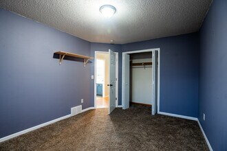 5961 Springfield Rd in Rapid City, SD - Building Photo - Building Photo