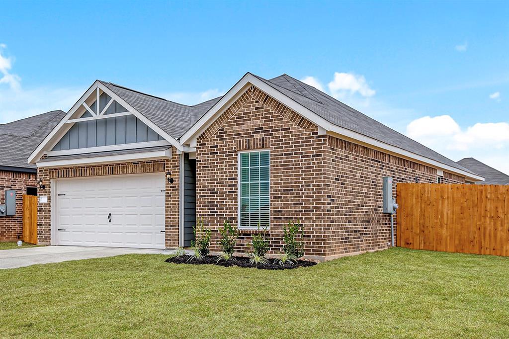 445 Sunny Highlands Dr in Katy, TX - Building Photo