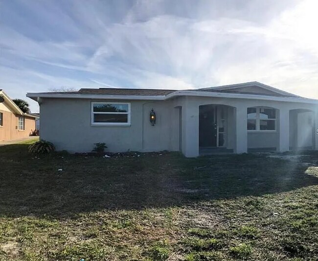 7224 Potomac Dr in Port Richey, FL - Building Photo - Building Photo