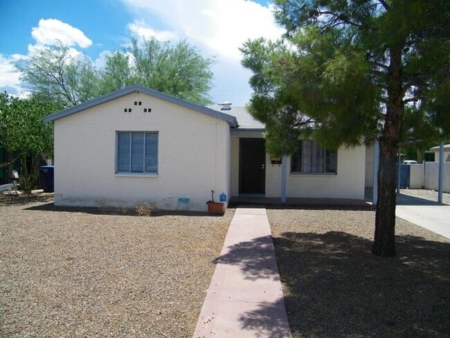 property at 2702 E 18th St