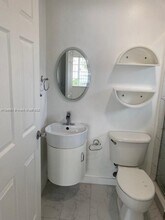 4519 NW 163rd St-Unit -2 in Opa Locka, FL - Building Photo - Building Photo