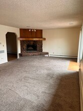 7802 Linda Ln in Anchorage, AK - Building Photo - Building Photo