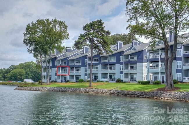 368 Northwest Dr in Davidson, NC - Building Photo - Building Photo