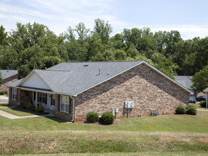 Woodcreek Senior Living - 62 years and older in Shelby, NC - Building Photo - Building Photo