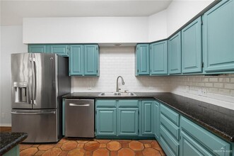 112 E Shasta Ave in McAllen, TX - Building Photo - Building Photo