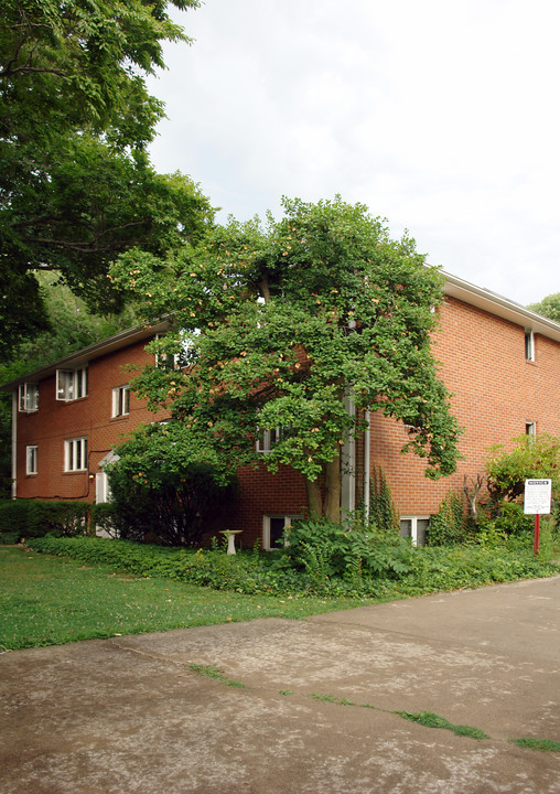 1335 14th St NW in Canton, OH - Building Photo