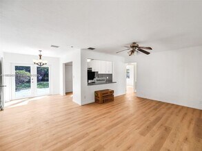 1240 NW 7th Ave in Fort Lauderdale, FL - Building Photo - Building Photo