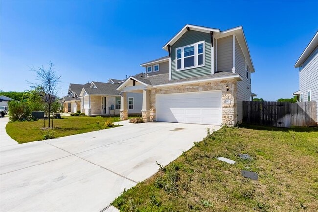 113 Riverhill Dr in Andice, TX - Building Photo - Building Photo