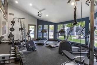 17031 N 11th Ave, Unit Jr1b in Phoenix, AZ - Foto de edificio - Building Photo