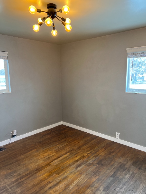 5549 S 2700 W in Roy, UT - Foto de edificio - Building Photo