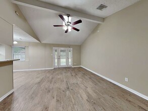 801 Newport Blvd in League City, TX - Building Photo - Building Photo