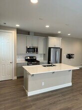 13123 192nd Ave E in Bonney Lake, WA - Building Photo - Building Photo