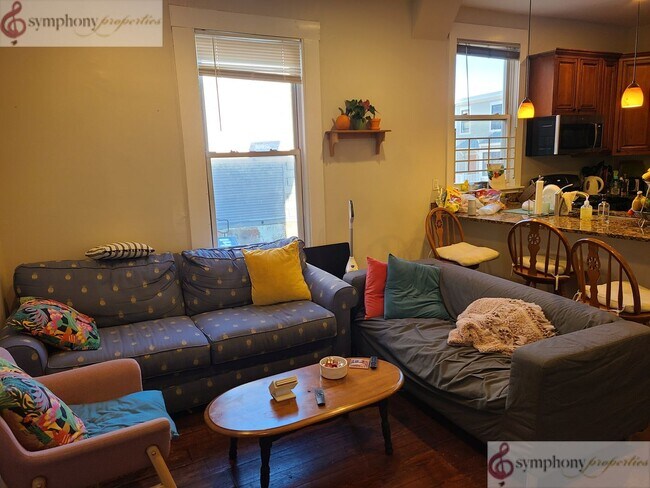 715 Parker St in Boston, MA - Building Photo - Building Photo