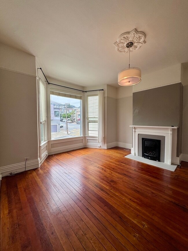 property at 609 Diamond St
