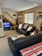 105 Lee Ave in Great Neck, NY - Foto de edificio - Building Photo
