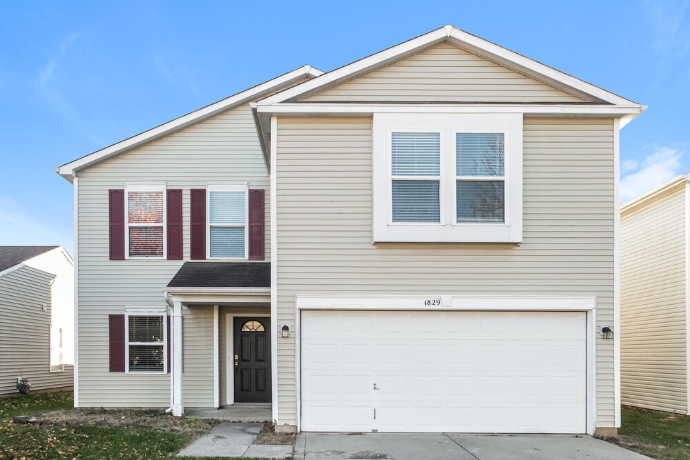 1829 Blue Pine Ln in Indianapolis, IN - Building Photo