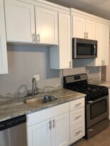 40 Harding Rd, Unit 3 in Boston, MA - Building Photo
