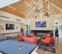 Anthology Apartments in Issaquah, WA - Foto de edificio - Building Photo