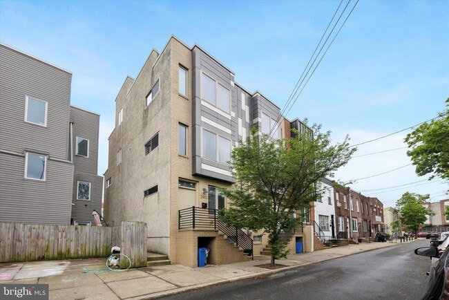 property at 2002 Titan St