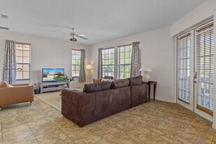 4765 S Amstel Dr in Homosassa, FL - Building Photo