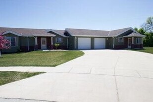 800 W 25th St in South Sioux City, NE - Building Photo