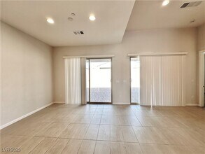367 Haddocks Hall Pl in Henderson, NV - Building Photo - Building Photo