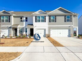 119 Seymour Vlg Dr in Goldsboro, NC - Building Photo