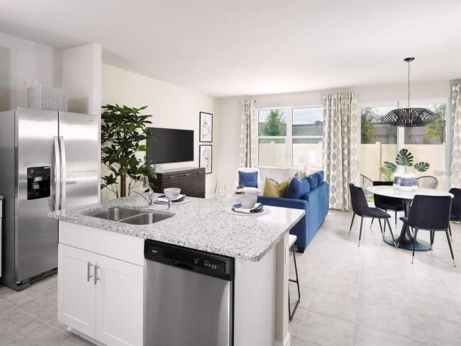 16309 Bird of Paradise Ave in Four Corners, FL - Building Photo - Building Photo