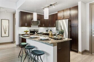 4200 Scotland St in Houston, TX - Building Photo - Building Photo