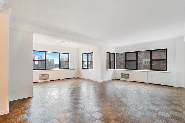 20 Beekman Pl in New York, NY - Building Photo - Building Photo